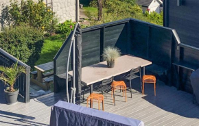 Awesome Home In Sandvika With Wifi